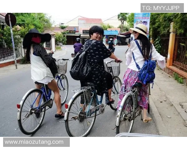 岘港与西贡足球友谊赛精彩对决展现两地球队风采与团结精神
