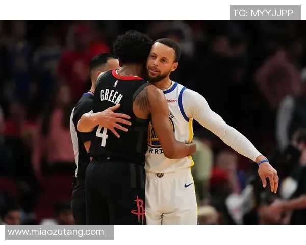 新赛季火箭对阵勇士精彩比赛视频回顾与分析 新赛季火箭对阵勇士精彩比赛视频回顾与分析